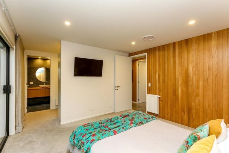 Photo of property in 70 Links Drive, Waiwhakaiho, New Plymouth, 4312