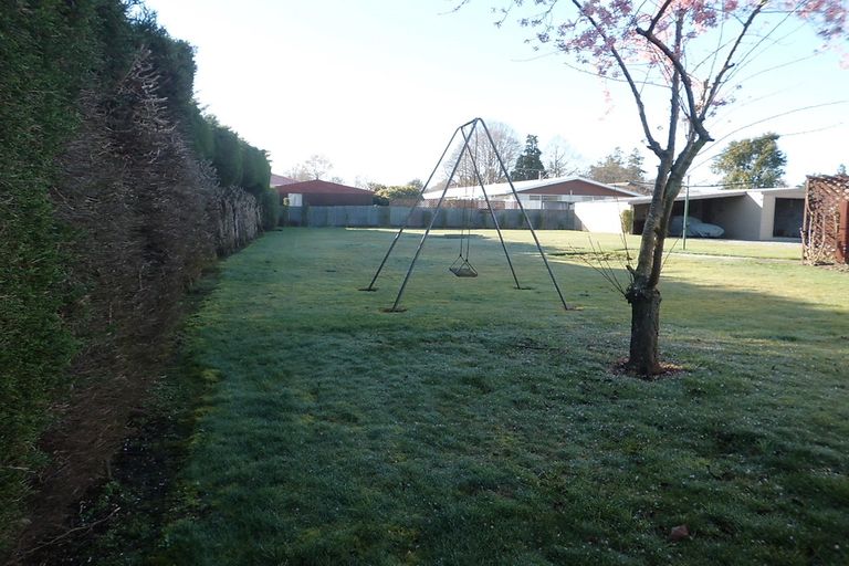 Photo of property in 12 Studholme Street, Temuka, 7920