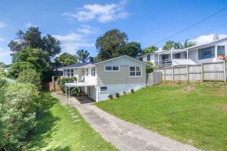 Photo of property in 13 James Street, Glenfield, Auckland, 0629