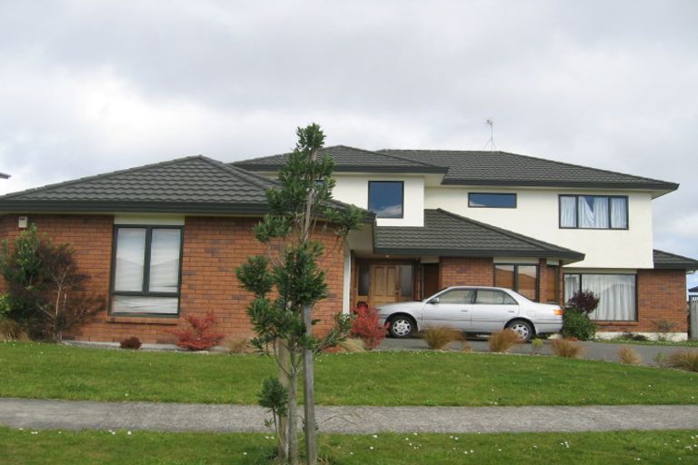 Photo of property in 122 Pacific Drive, Fitzherbert, Palmerston North, 4410