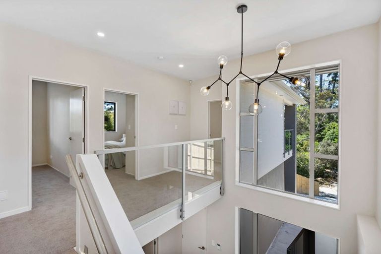 Photo of property in 42 Cresta Avenue, Beach Haven, Auckland, 0626