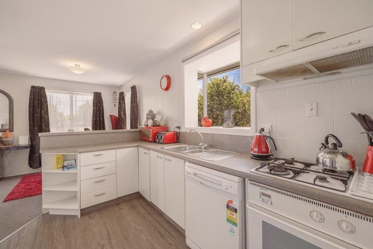 Photo of property in 193 Beach Road, North New Brighton, Christchurch, 8083