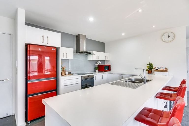 Photo of property in 14 Gosling Crescent, Halswell, Christchurch, 8025