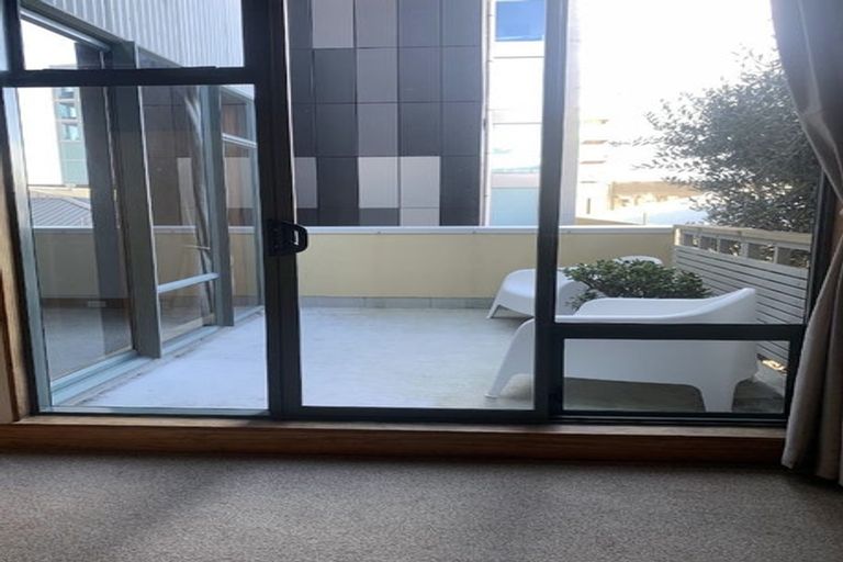 Photo of property in First House Apartments, 5/4 Frederick Street, Te Aro, Wellington, 6011
