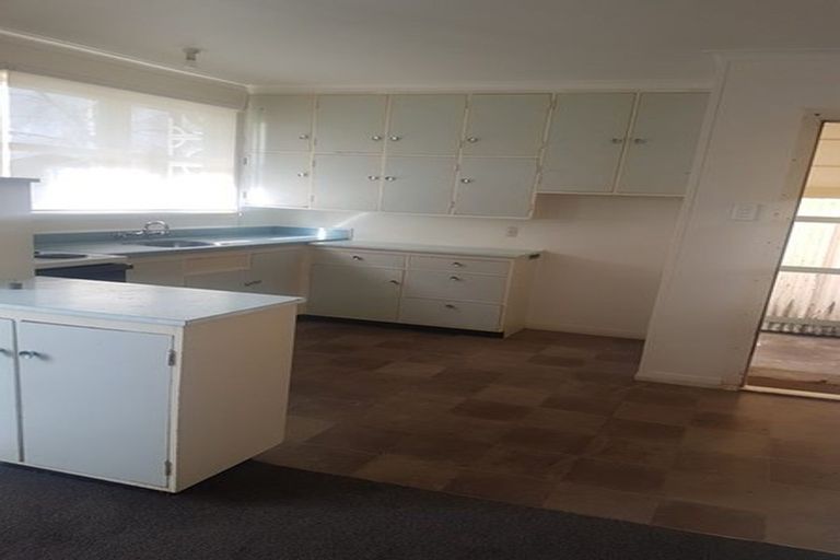 Photo of property in 38 Rewa Street, Takaro, Palmerston North, 4412