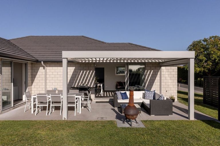 Photo of property in 12b Kayelene Place, Omokoroa, 3114