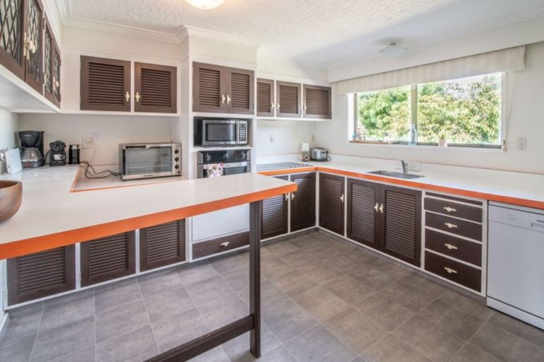 Photo of property in 10 Ruddenklau Lane, Bishopdale, Christchurch, 8053