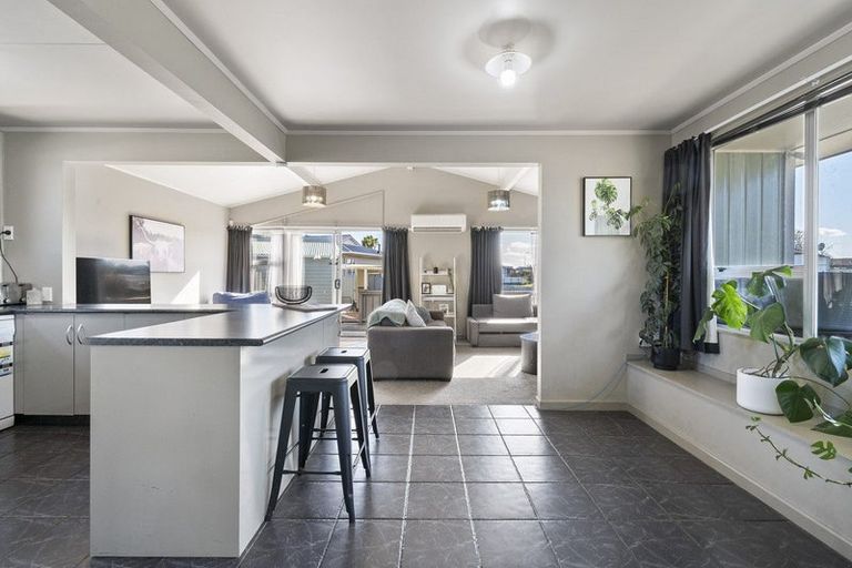 Photo of property in 1 Jupiter Street, Milson, Palmerston North, 4414