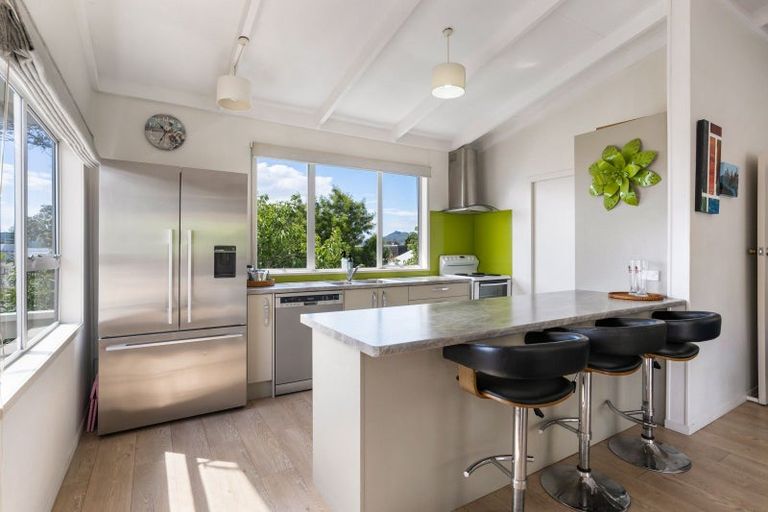 Photo of property in 100 Charleston Avenue, Whangamata, 3620