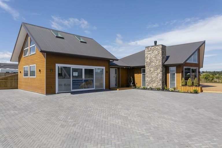 Photo of property in 32 Wai Terrace, Wharewaka, Taupo, 3330