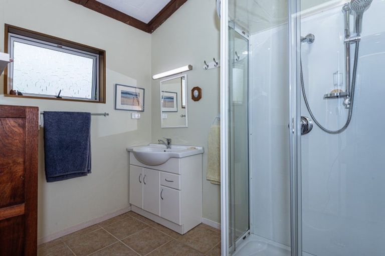 Photo of property in 65 Main Road, Kauri, Kamo, 0185