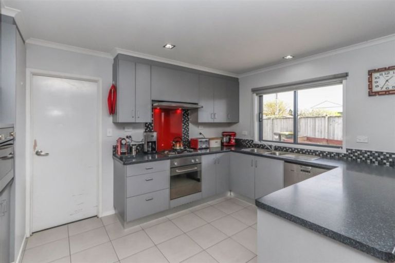 Photo of property in 27b Miro Street, Inglewood, 4330