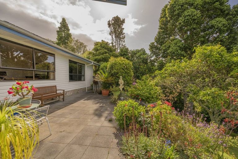 Photo of property in 29 School Of Mines Lane, Kuaotunu, Whitianga, 3592