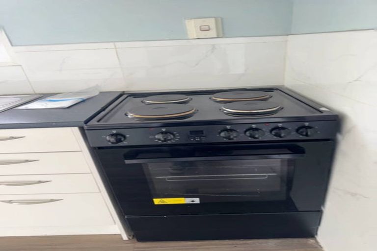 Photo of property in 12 Marion Place, Deanwell, Hamilton, 3206