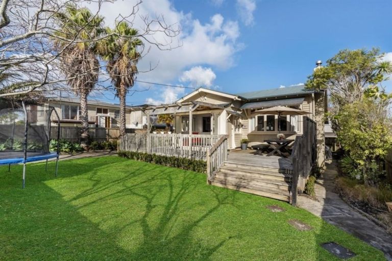 Photo of property in 1/55 Bayswater Avenue, Bayswater, Auckland, 0622