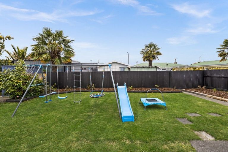 Photo of property in 10 Hitchings Avenue, Onekawa, Napier, 4110