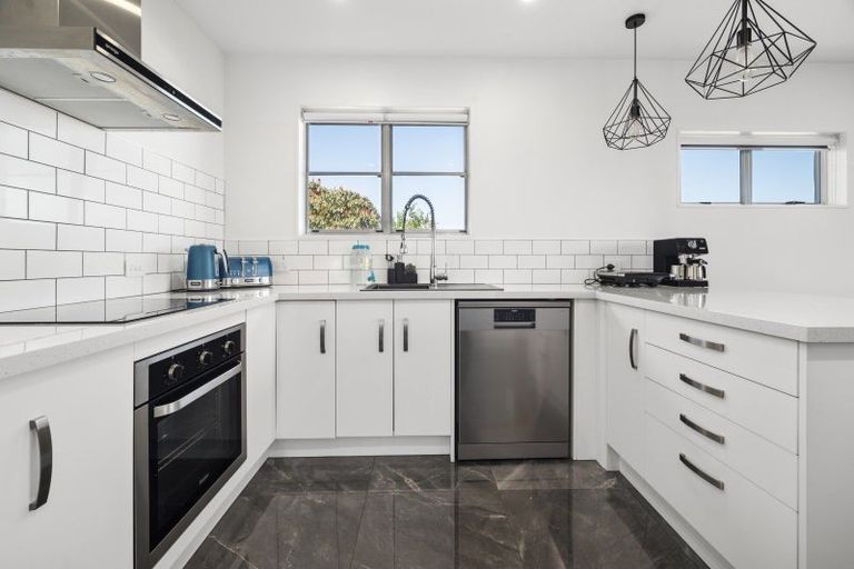 Photo of property in 87 Acacia Bay Road, Nukuhau, Taupo, 3330