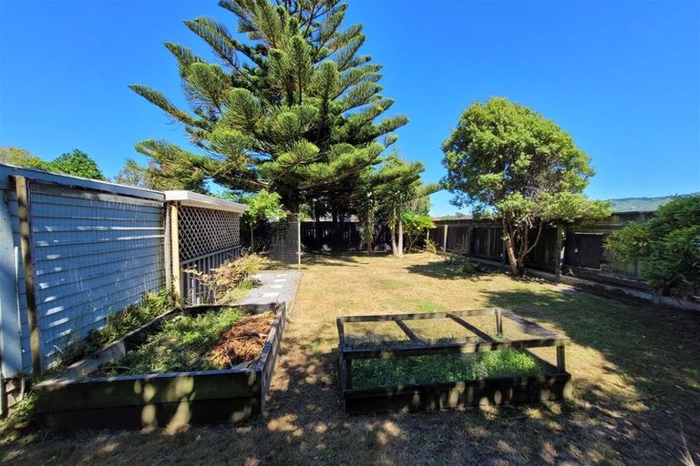 Photo of property in 193 Oxford Terrace, Avalon, Lower Hutt, 5011