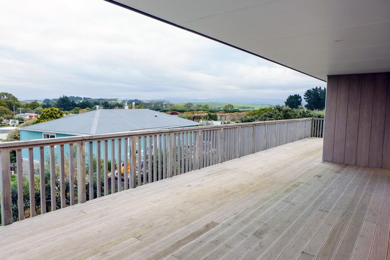 Photo of property in 13 High Street, Kakanui, Oamaru, 9495