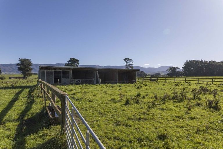 Photo of property in 268 Smith Road, Dannevirke, 4978