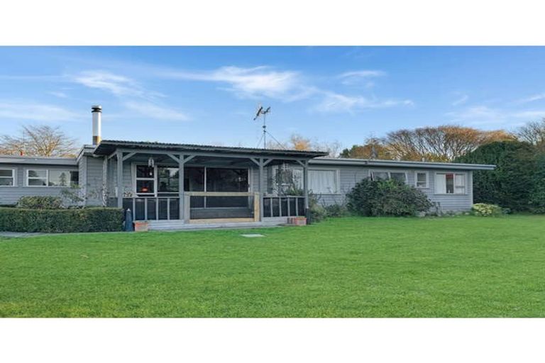 Photo of property in 1133 Queen Street East, Levin, 5571