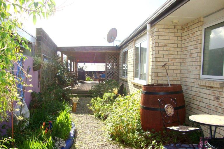 Photo of property in 9 Grey Street, Kawakawa, 0210