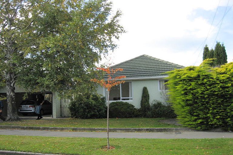 Photo of property in 60 Hounslow Street, Ilam, Christchurch, 8041