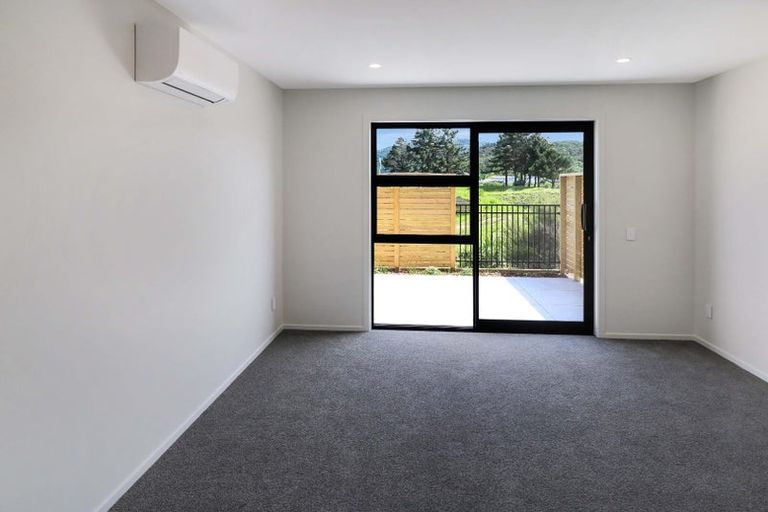 Photo of property in 61 Te Ara O Papatahi, Wainuiomata, Lower Hutt, 5014