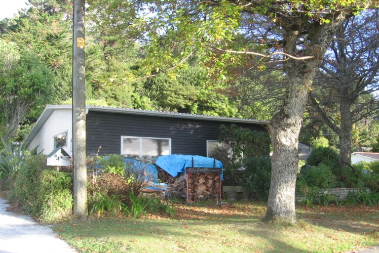 Photo of property in 62 Hine Road, Wainuiomata, Lower Hutt, 5014