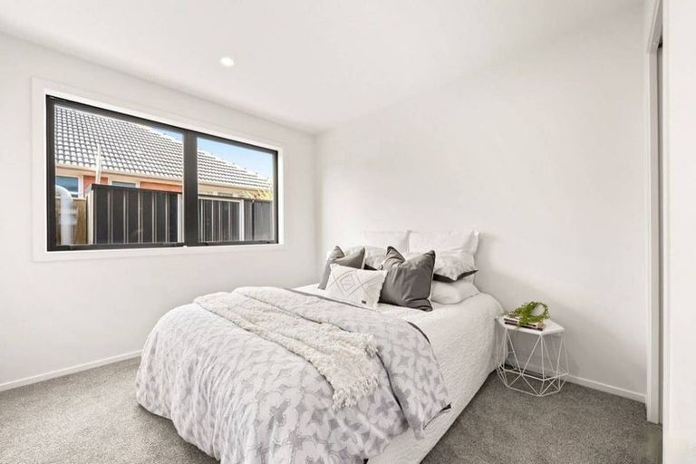 Photo of property in 22b Palmer Crescent, Silverstream, Upper Hutt, 5019