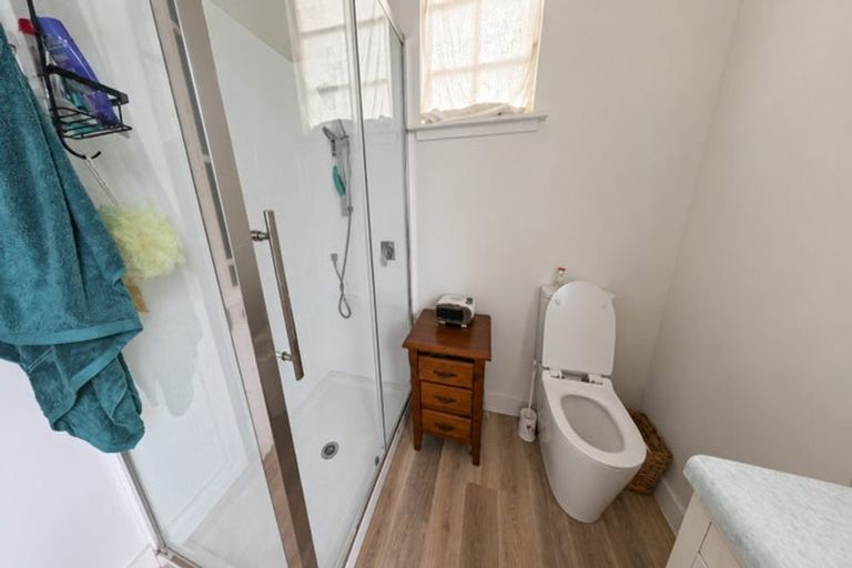 Photo of property in 100 Broadway, Carterton, 5713