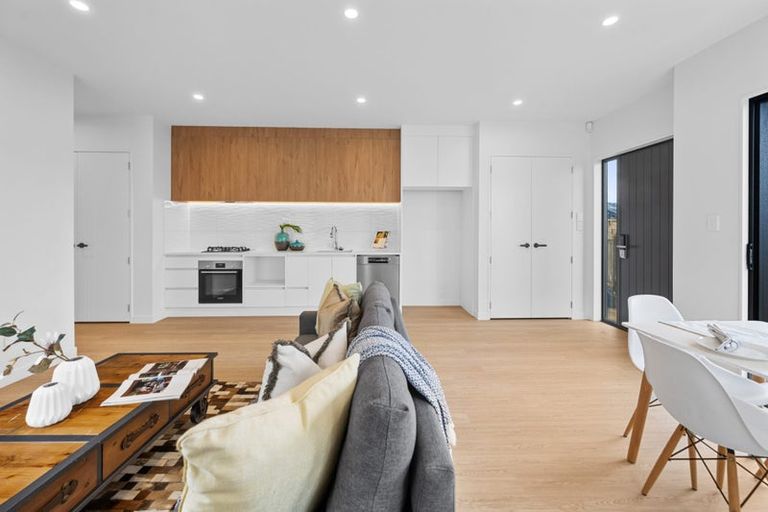 Photo of property in 7a Kotiu Place, Massey, 0614