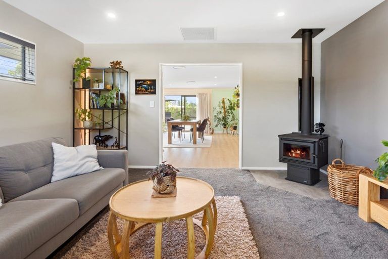 Photo of property in 74 Parsonage Road, Woodend, 7610