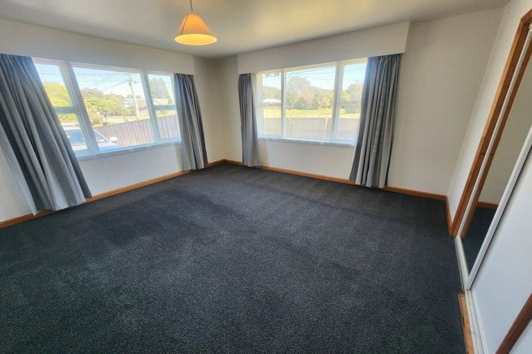 Photo of property in 1 Cheam Street, Dallington, Christchurch, 8061