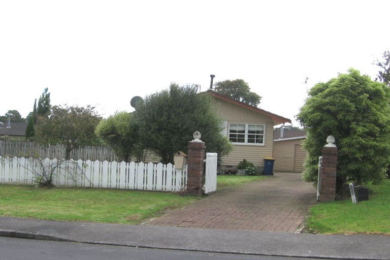 Photo of property in 5 Newland Grove, Henderson, Auckland, 0610