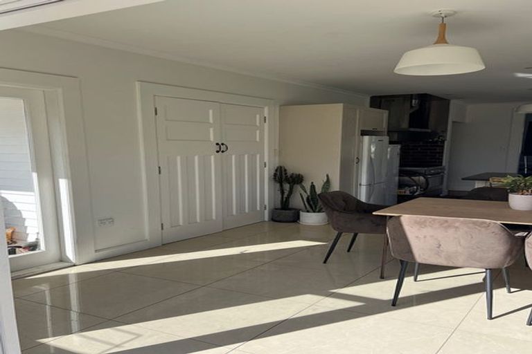 Photo of property in 109 Clemow Road, Fitzroy, New Plymouth, 4312