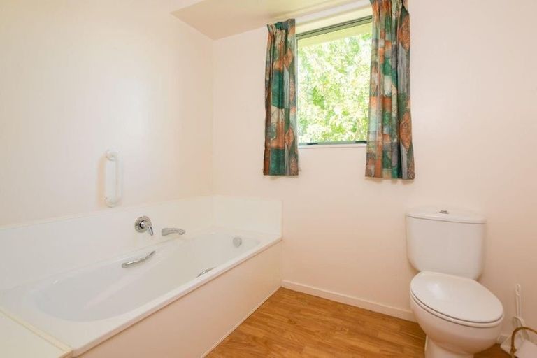 Photo of property in 3 Ranui Avenue, Kerikeri, 0230