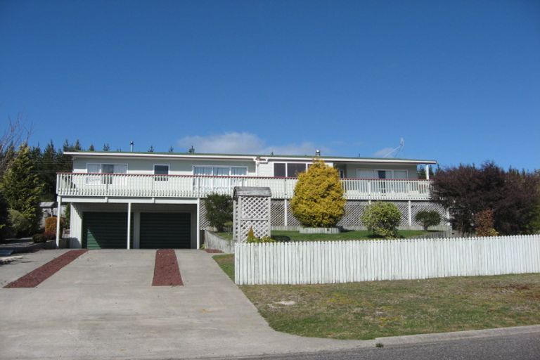 Photo of property in 57 Kahotea Drive, Motuoapa, 3382