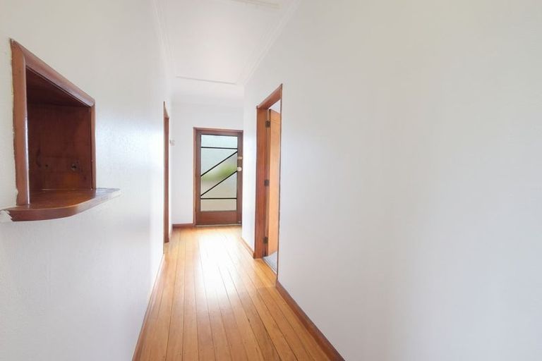 Photo of property in 125 Brooklands Road, Brooklands, New Plymouth, 4310