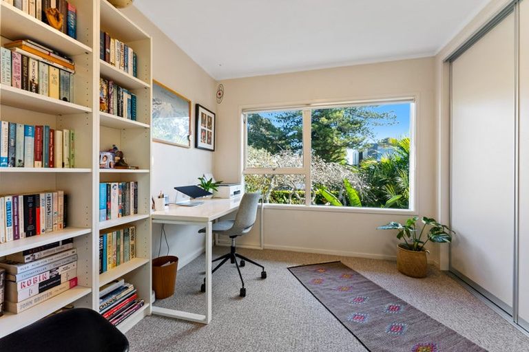 Photo of property in 1/1 Park Avenue, Takapuna, Auckland, 0622