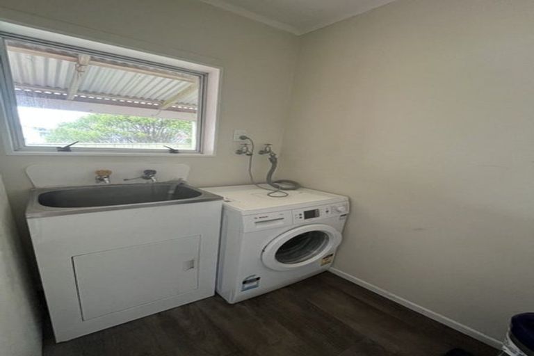 Photo of property in 87 Cunliffe Street, Churton Park, Wellington, 6037