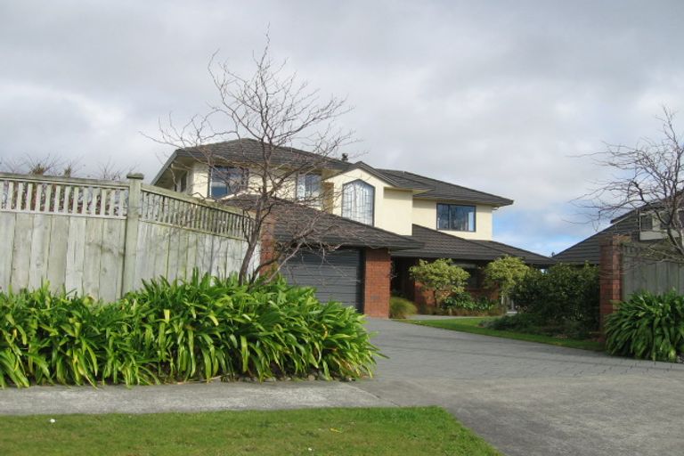 Photo of property in 118 Pacific Drive, Fitzherbert, Palmerston North, 4410