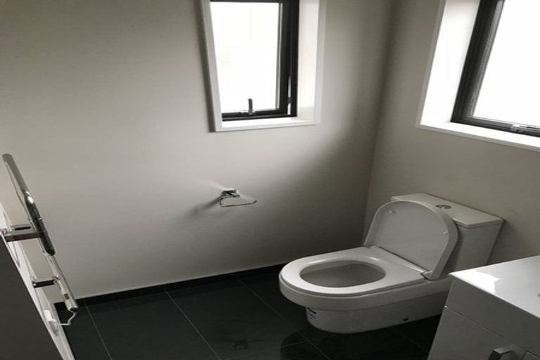 Photo of property in 12c Broadbent Street, Riccarton, Christchurch, 8041