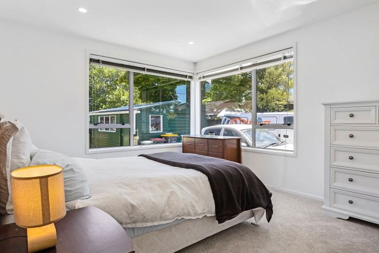 Photo of property in 19 Martbern Crescent, Bishopdale, Christchurch, 8053