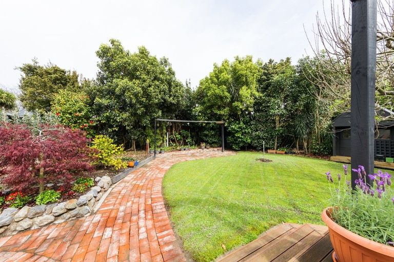 Photo of property in 42 Lincoln Terrace, Hokowhitu, Palmerston North, 4410