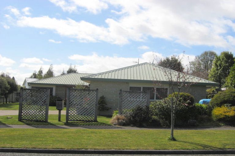Photo of property in 14 Logan Avenue, Wharewaka, Taupo, 3330