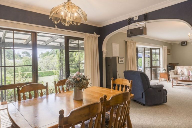 Photo of property in 114 Main Road South, Raumati Beach, Paraparaumu, 5032