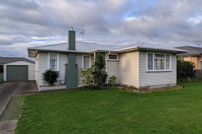 Photo of property in 148 Queen Street West, Levin, 5510