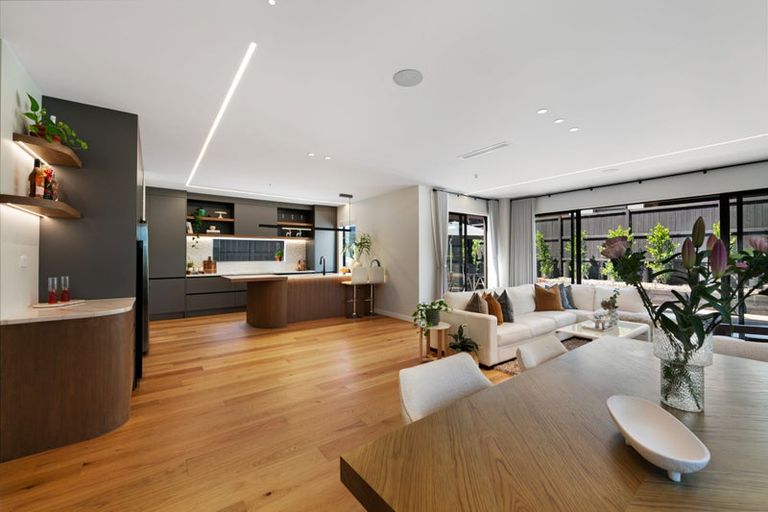 Photo of property in 2 Pukeko Road, Hobsonville, Auckland, 0616