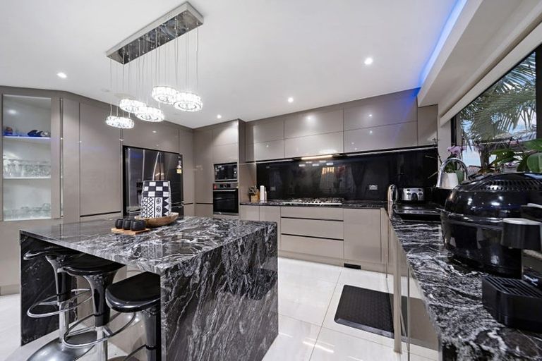 Photo of property in 31a Coniston Avenue, Te Atatu South, Auckland, 0610